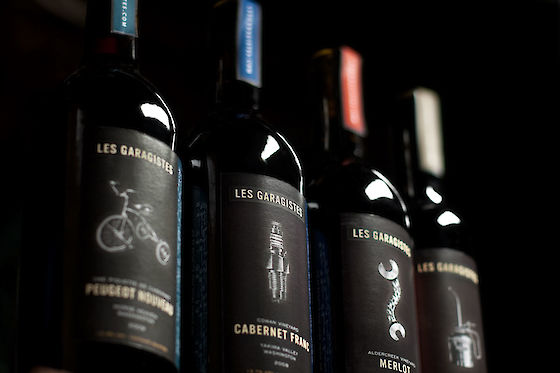 Packaging for Les Garagistes winery | © Matt Giraud Photography
